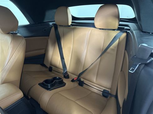 Used 2018 BMW 230i xDrive Convertible image 27