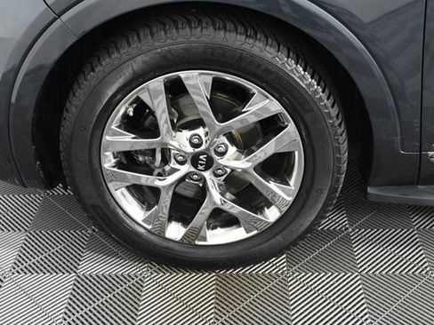 Used 2019 Kia Sorento SX image 34