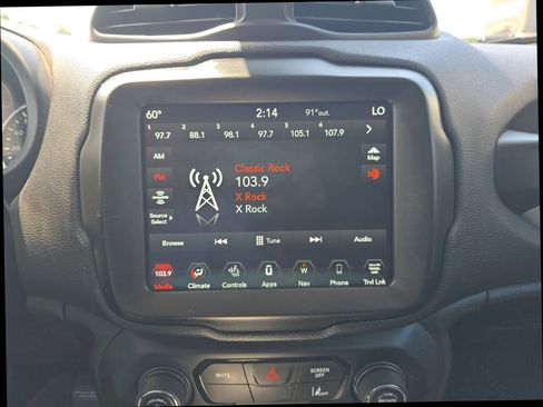 Used 2023 Jeep Renegade Limited AWD/4WD image 25
