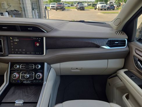 Used 2023 GMC Yukon Denali w/ Max Trailering Package AWD/4WD image 20