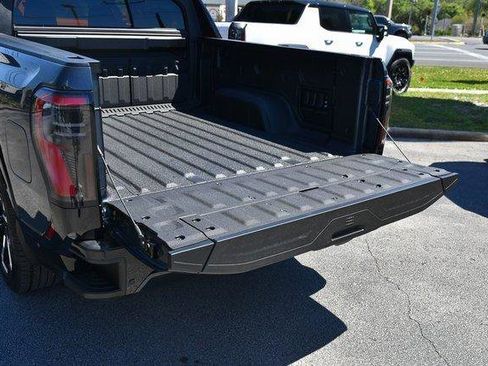 New 2025 GMC Sierra EV Denali image 13