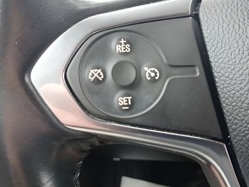 Used 2019 Chevrolet Traverse LT AWD/4WD image 25
