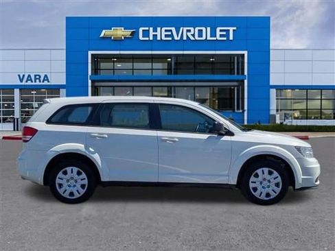 Used 2015 Dodge Journey American Value Package w/ Flexible Seating Group image 4