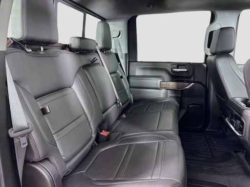 Certified 2022 GMC Sierra 3500 Denali w/ Denali Ultimate Package AWD/4WD image 32
