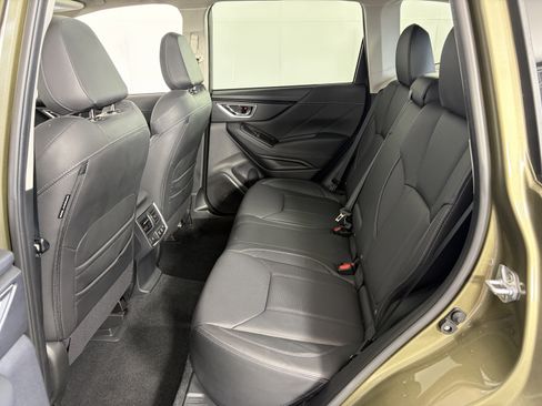 Used 2024 Subaru Forester Touring w/ POP Package 3 AWD/4WD image 7