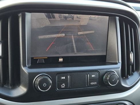 Used 2019 Chevrolet Colorado LT image 19