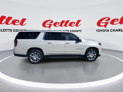 Used 2021 Chevrolet Suburban High Country image 9