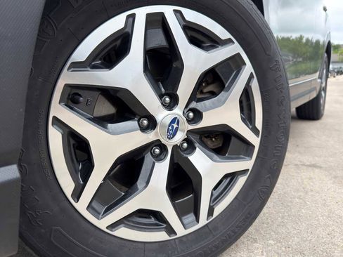 Used 2020 Subaru Forester Premium AWD/4WD image 3