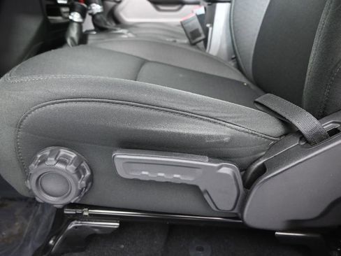 Used 2021 Jeep Gladiator Sport w/ Trailer Tow Package image 20