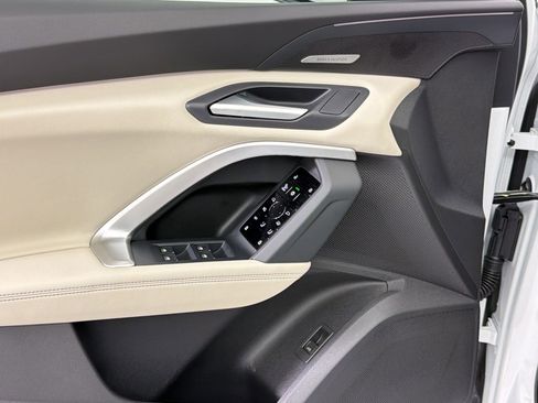 New 2026 Audi Q5 Prestige image 13