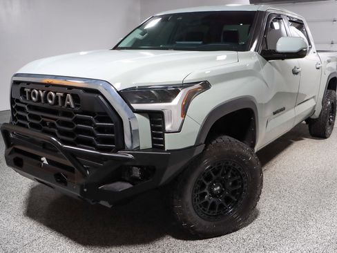 Used 2024 Toyota Tundra SR5 image 31