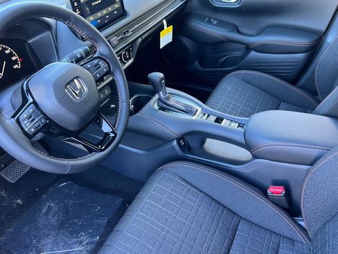 New 2026 Honda HR-V Sport image 9