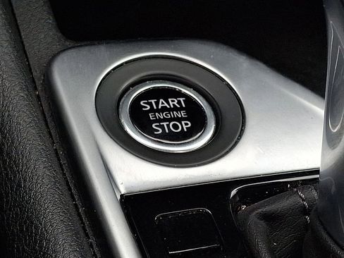 Used 2024 Nissan Sentra SV FWD image 22