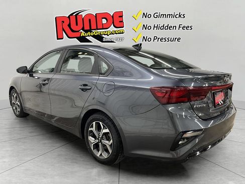 Used 2019 Kia Forte LXS FWD image 3