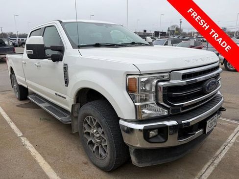 Used 2020 Ford F350 Lariat w/ Lariat Ultimate Package image 2