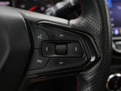 Used 2023 Chevrolet TrailBlazer RS w/ Sun and Liftgate Package FWD image 10