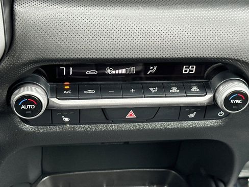 Used 2024 MAZDA CX-50 AWD 2.5 S w/ Preferred Package image 21