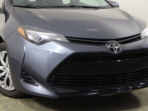 Used 2019 Toyota Corolla LE image 36