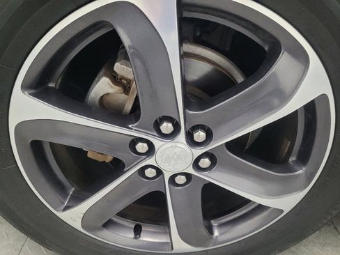 Used 2019 Buick Enclave Essence w/ LPO, Cargo Package image 31