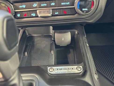New 2026 Ford Bronco Outer Banks AWD/4WD image 33