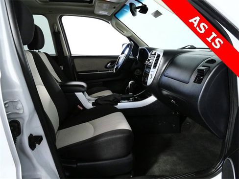 Used 2005 Mercury Mariner Luxury image 10