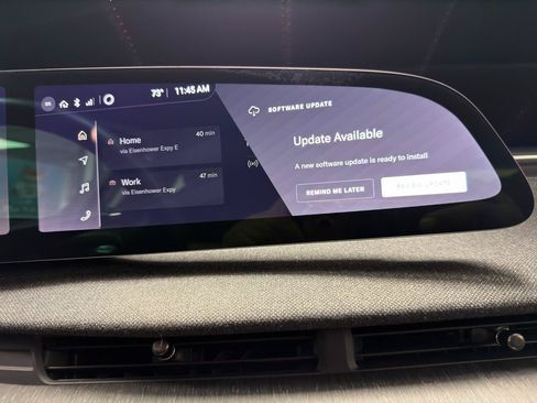 Used 2025 Lucid Air Pure RWD image 20