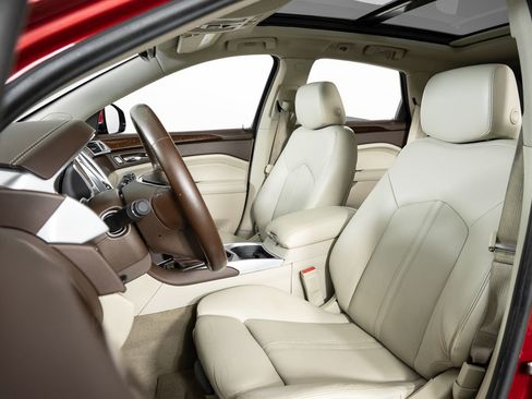 Used 2013 Cadillac SRX Luxury w/ Driver Awareness Package image 15