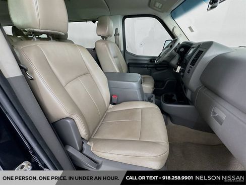 Used 2019 Nissan NV 3500 SL RWD image 28