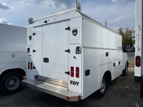 New 2025 Chevrolet Express 3500 w/ Power Convenience Package image 6