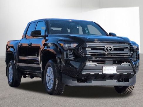 New 2026 Toyota Tacoma SR5 image 3