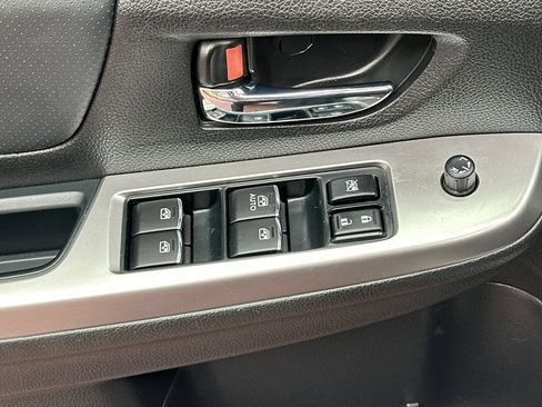 Used 2015 Subaru Crosstrek 2.0i Limited AWD/4WD image 15