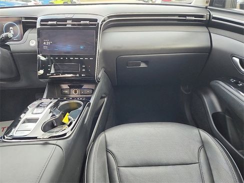 Certified 2023 Hyundai Tucson Limited w/ Cargo Package image 10