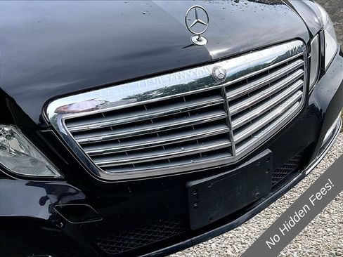Used 2013 Mercedes-Benz E 350 4MATIC Sedan image 19