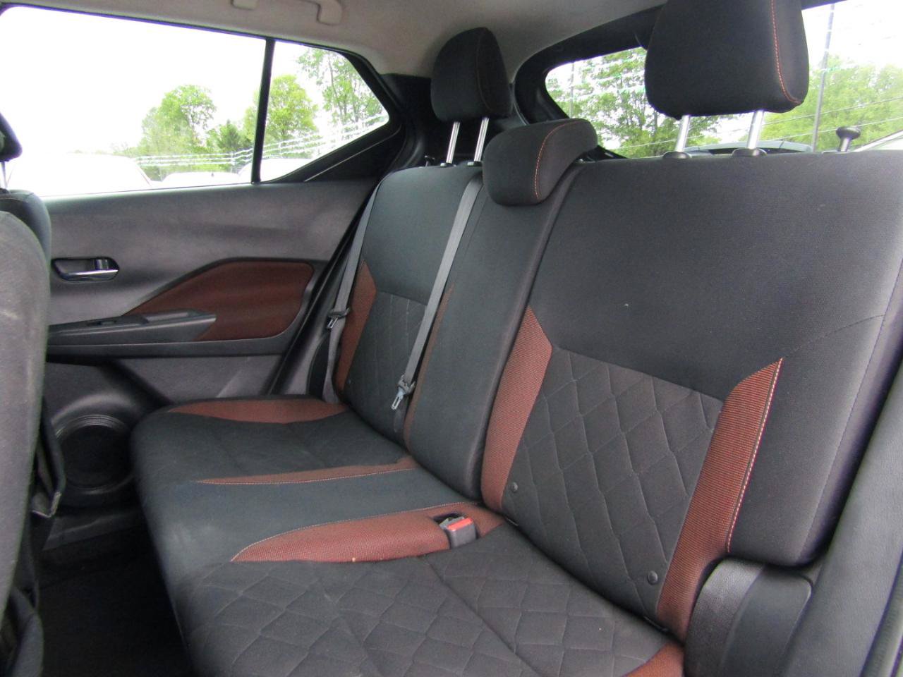 Used 2018 Nissan Kicks SR FWD image 20
