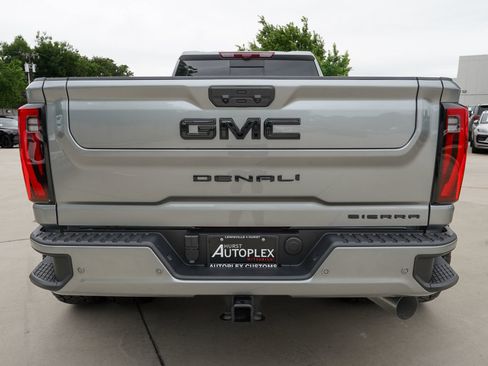 Used 2026 GMC Sierra 3500 Denali Ultimate AWD/4WD image 4