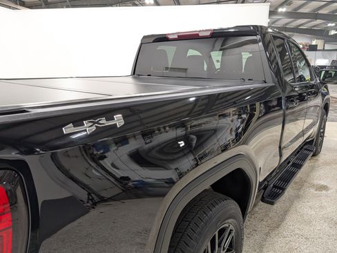 Used 2021 GMC Sierra 1500 Elevation image 3