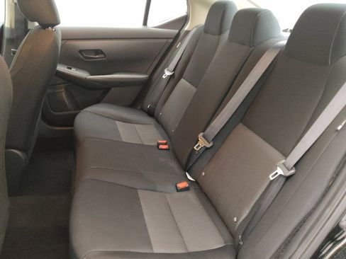 Used 2024 Nissan Sentra SV image 18