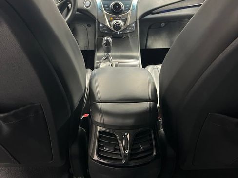 Used 2013 Hyundai Azera w/ Technology Pkg FWD image 34