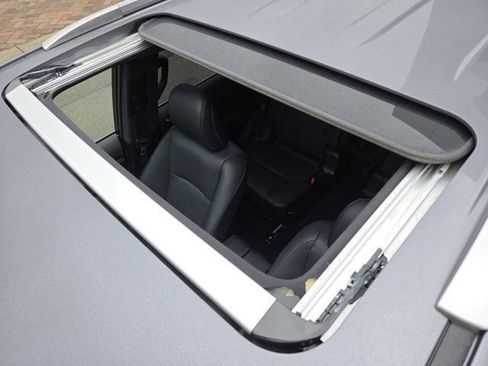 Used 2023 Lexus GX 460 Luxury image 9