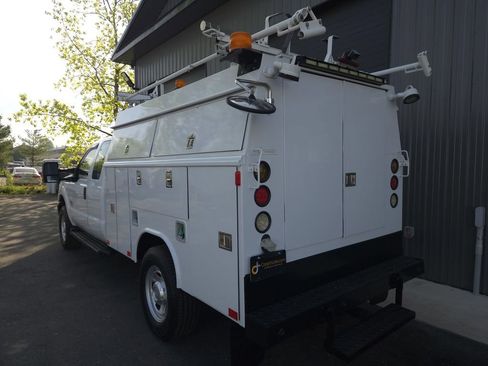 Used 2014 Ford F350 XL w/ Power Equipment Group image 3