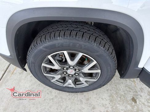 Used 2023 GMC Acadia SLE w/ Driver Convenience Package FWD image 20