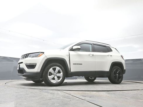 Used 2019 Jeep Compass Latitude w/ Cold Weather Group image 51