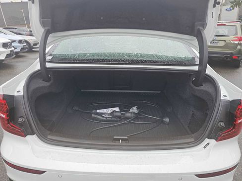 Certified 2022 Volvo S60 T8 R-Design Expression w/ Premium Package AWD/4WD image 15