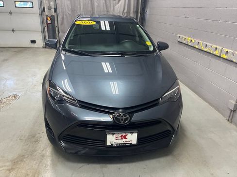 Used 2019 Toyota Corolla LE FWD image 6