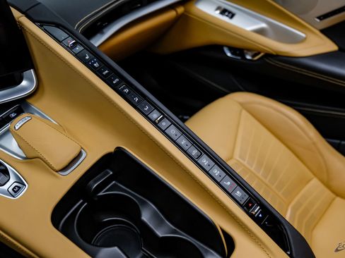 Used 2023 Chevrolet Corvette Stingray 3LT Z51 Performance P w/ Z51 Performance Package image 71