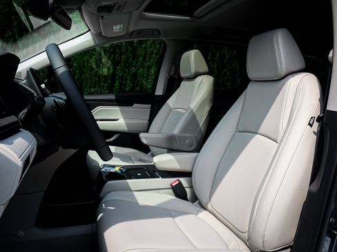 New 2026 Honda Odyssey EX-L image 16