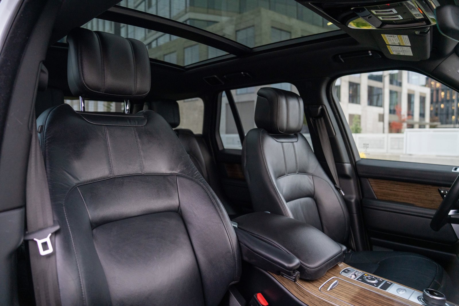 Used 2019 Land Rover Range Rover AWD/4WD image 26