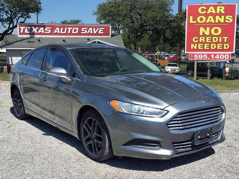 Used 2014 Ford Fusion SE FWD image 1