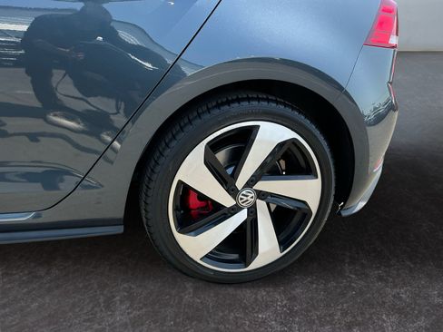 Used 2019 Volkswagen GTI SE w/ SE Experience Package FWD image 9