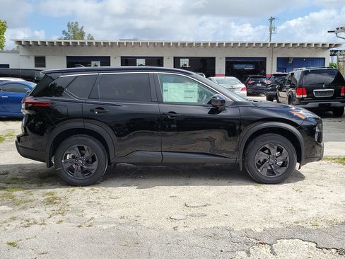 New 2026 Nissan Rogue SV FWD image 8